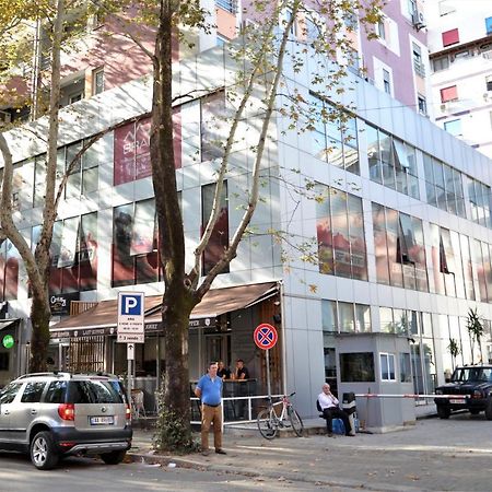 Haris Luxury Apartment No.4 Tirana Exteriör bild