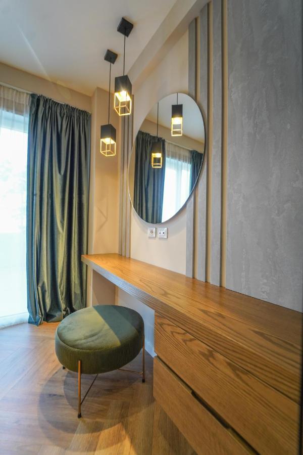 Haris Luxury Apartment No.4 Tirana Exteriör bild
