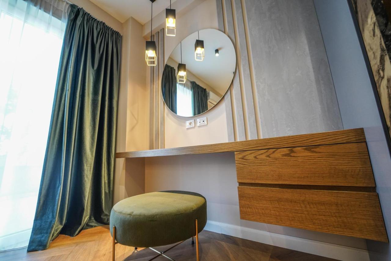 Haris Luxury Apartment No.4 Tirana Exteriör bild